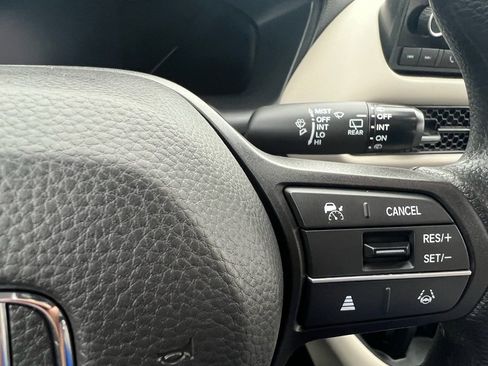 Used 2023 Honda HR-V LX image 22