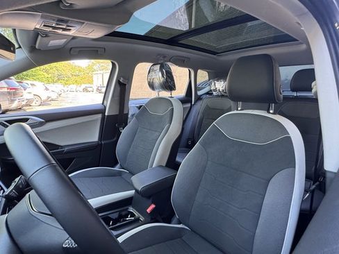 New 2026 Volkswagen Taos SE AWD/4WD image 25