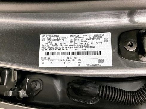 Used 2025 Ford F250 XLT w/ 360-Degree Camera Package image 31