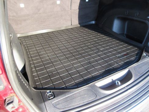 Used 2021 Jeep Grand Cherokee Limited image 19