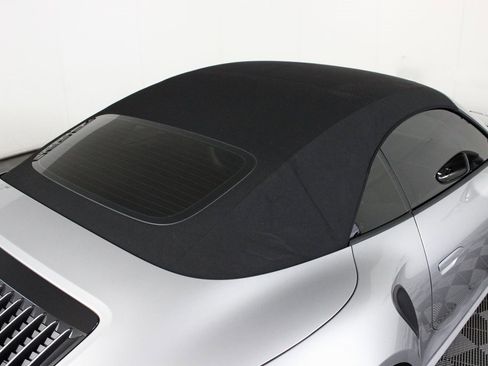 Used 2021 Porsche 911 Turbo image 16