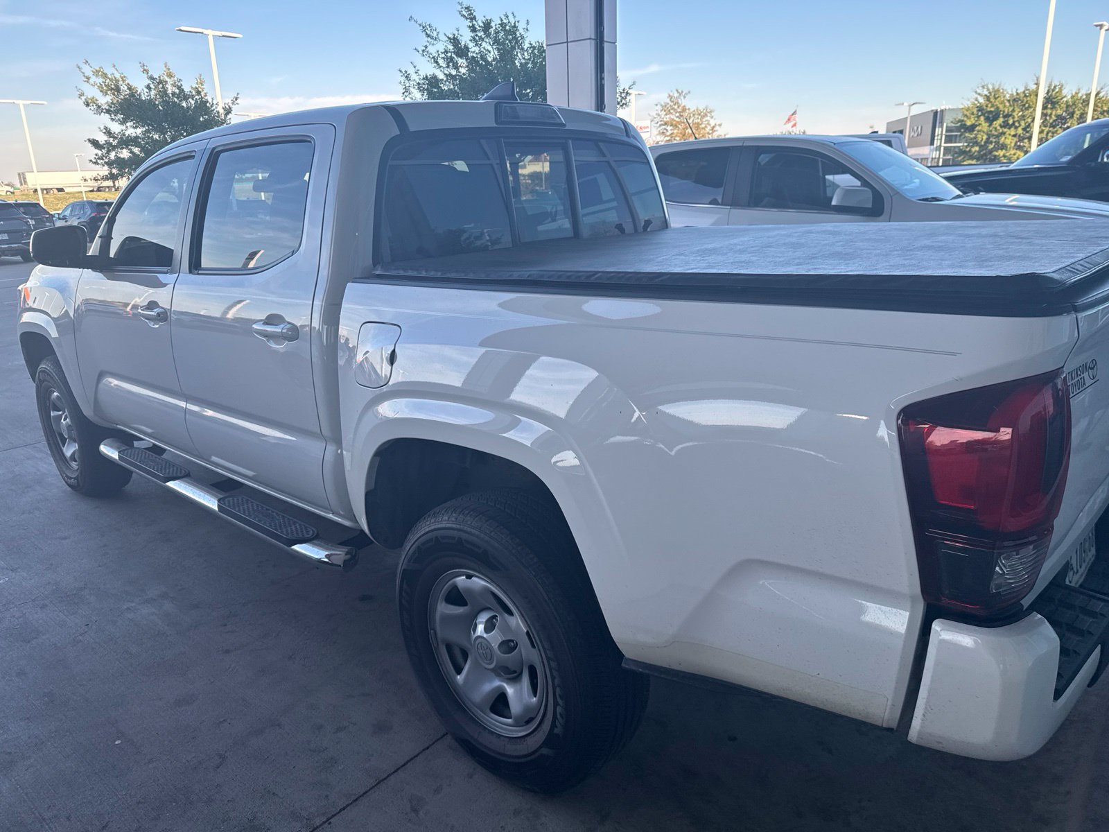 Used 2018 Toyota Tacoma SR w/ SR Convenience Package RWD image 16