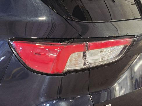 Used 2022 Ford Escape SE w/ Convenience Package FWD image 58