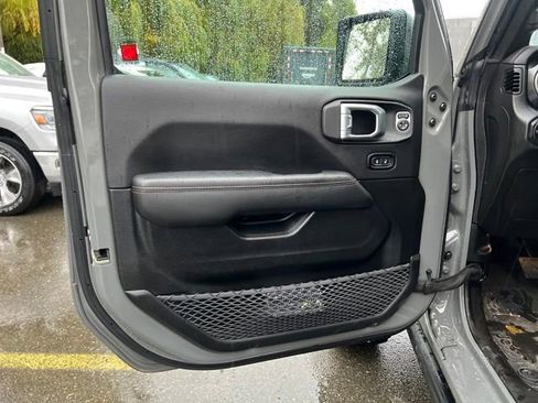 Used 2023 Jeep Wrangler Unlimited Rubicon 392 w/ Xtreme Recon 35" Tire Package image 15