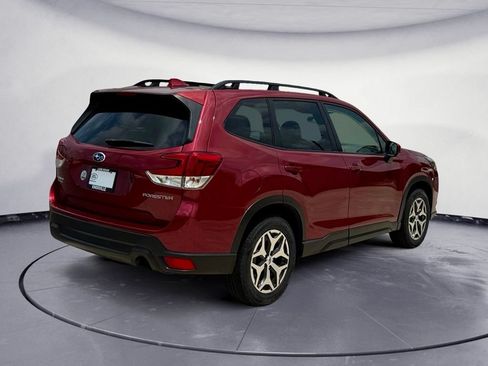 Used 2023 Subaru Forester Premium AWD/4WD image 15