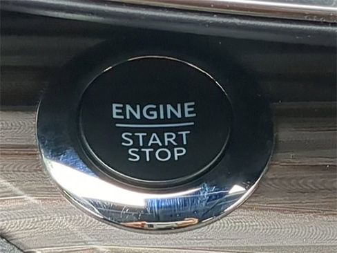 Used 2024 Ford Explorer Limited image 37