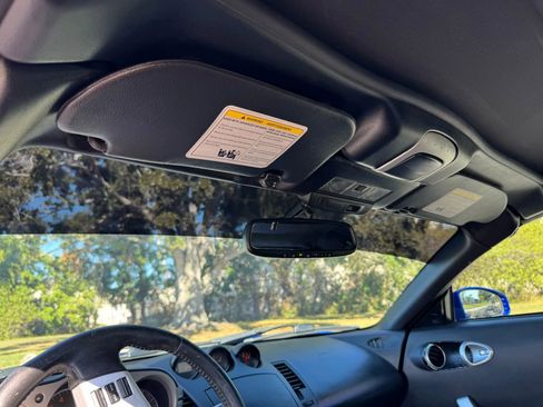 Used 2007 Nissan 350Z Touring image 39