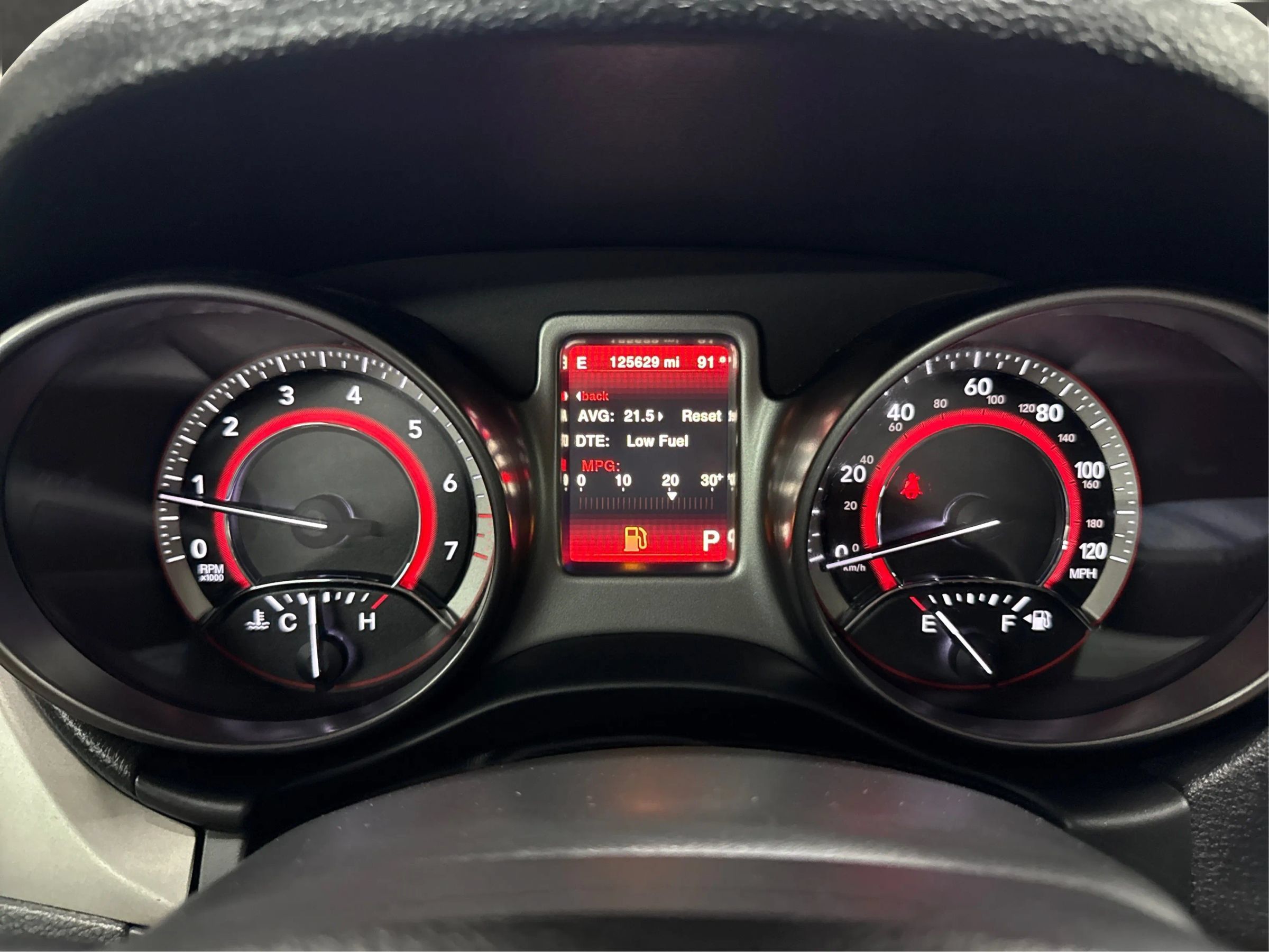 Used 2018 Dodge Journey Crossroad w/ Popular Equipment Group FWD image 28