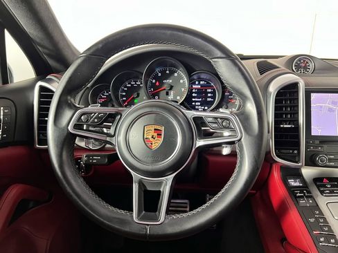 Certified 2018 Porsche Cayenne GTS image 22