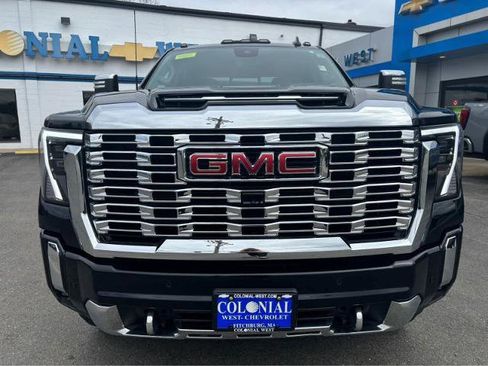 Used 2024 GMC Sierra 2500 Denali w/ Denali Reserve Package AWD/4WD image 15