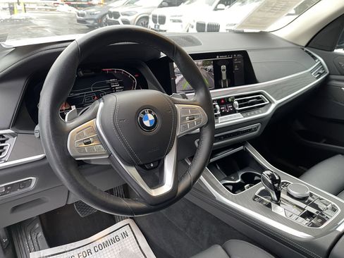 Certified 2022 BMW X7 xDrive40i w/ Premium Package image 12