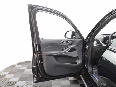 New 2026 BMW X7 xDrive40i w/ M Sport Package image 5