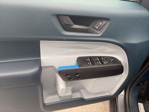 New 2026 Ford Maverick XLT image 17