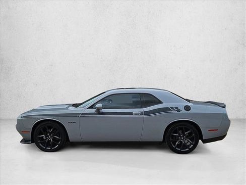 Used 2020 Dodge Challenger R/T w/ Blacktop Package image 9