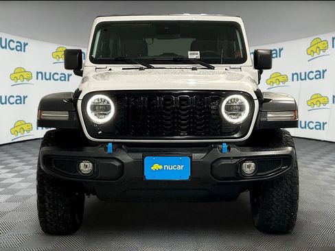 Used 2024 Jeep Wrangler Willys AWD/4WD image 2