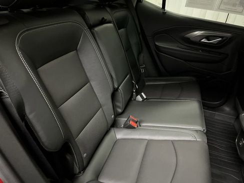 Certified 2023 GMC Terrain SLT w/ Infotainment Package II image 28