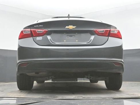 Used 2018 Chevrolet Malibu LT FWD image 32