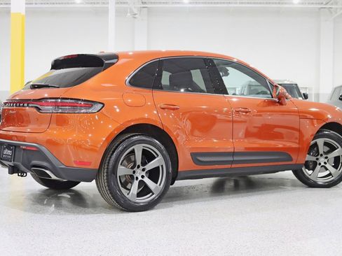 Used 2025 Porsche Macan AWD/4WD image 9