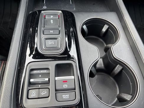 Used 2024 Honda Pilot TrailSport image 16