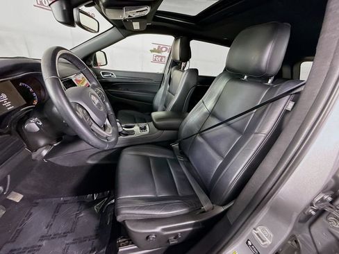 Used 2021 Jeep Grand Cherokee Limited AWD/4WD image 27