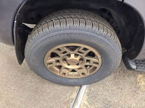 Used 2008 Toyota 4Runner Limited image 31