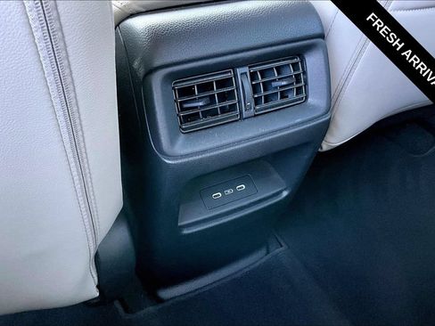 Used 2024 Honda CR-V EX-L image 12
