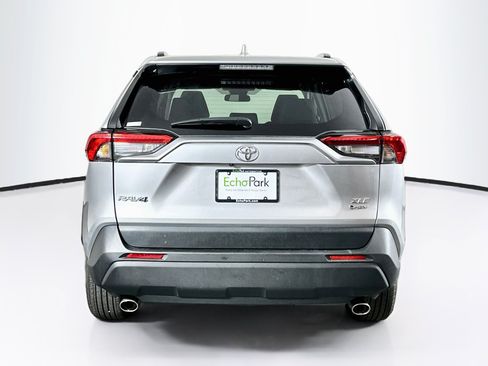 Used 2025 Toyota RAV4 XLE AWD/4WD image 7