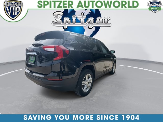 Used 2024 GMC Terrain SLE FWD image 11