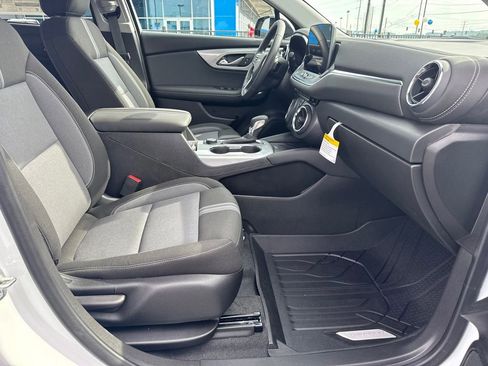 New 2026 Chevrolet Blazer LT w/ Convenience Package FWD image 14