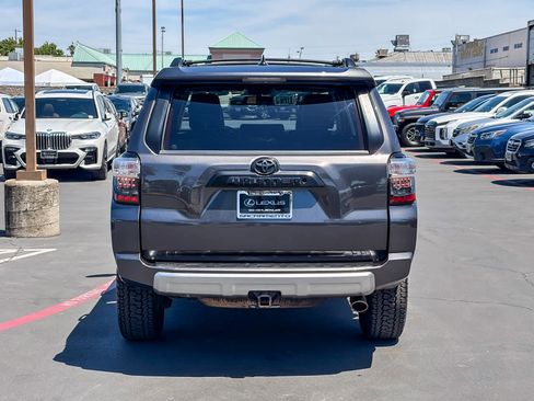 Used 2019 Toyota 4Runner TRD Off-Road Premium AWD/4WD image 3