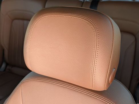 Used 2018 Audi Q5 2.0T Premium Plus w/ Premium Plus Package image 17