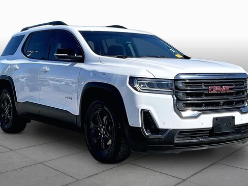 Used 2022 GMC Acadia AT4 w/ Technology Package AWD/4WD image 3
