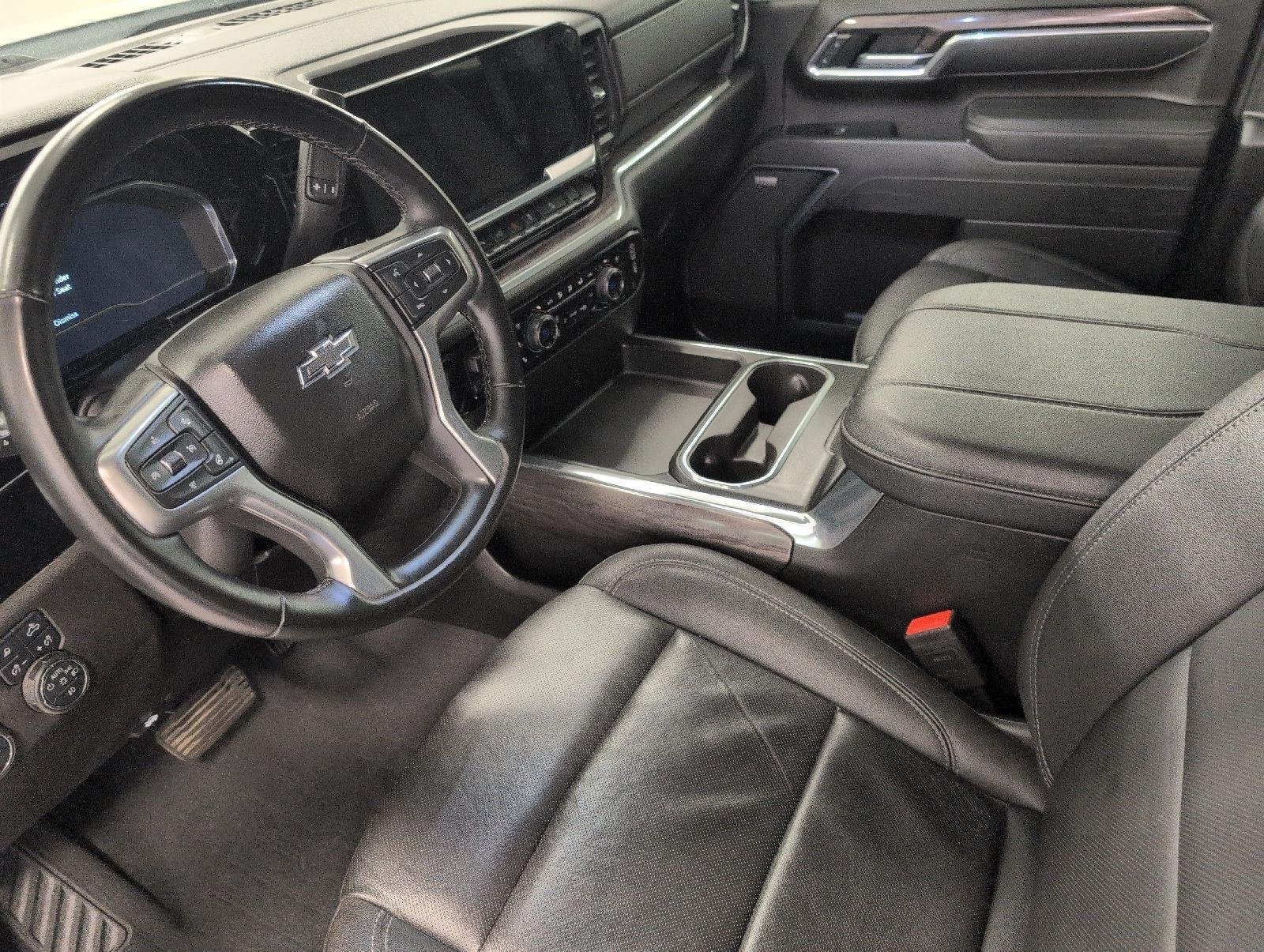 Certified 2025 Chevrolet Silverado 2500 LTZ w/ LTZ Plus Package AWD/4WD image 37