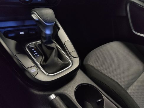 Used 2025 Kia Soul LX FWD image 26