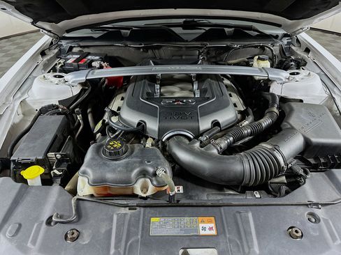 Used 2014 Ford Mustang GT Premium w/ Equipment Group 402A RWD image 27