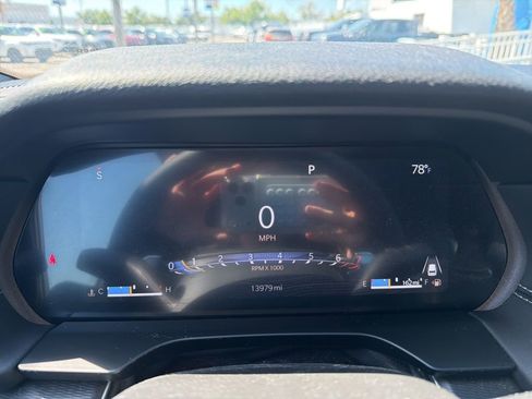 Used 2025 Jeep Grand Cherokee Laredo X w/ Luxury Tech Group I image 22