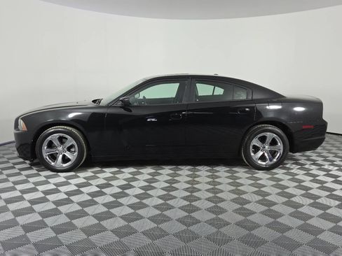Used 2013 Dodge Charger SXT Plus RWD image 4