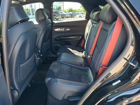 Used 2022 Genesis GV70 3.5T Sport w/ Sport Prestige Package AWD/4WD image 9