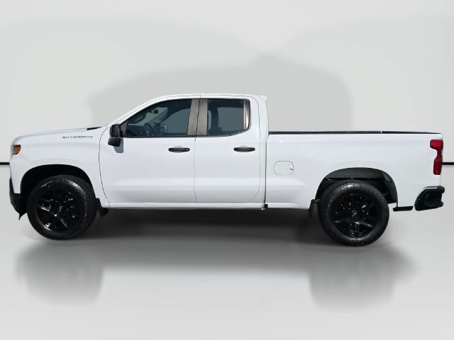 Used 2020 Chevrolet Silverado 1500 W/T w/ Trailering Package RWD image 2