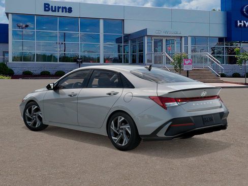 New 2026 Hyundai Elantra SEL Sport FWD image 5