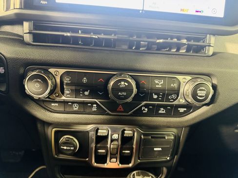 New 2025 Jeep Wrangler Sport S image 13