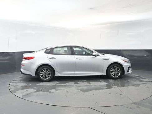 Used 2019 Kia Optima LX image 6