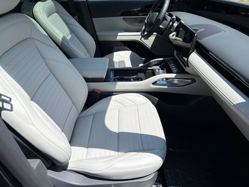 New 2026 Lincoln Nautilus Premier w/ Equipment Group 102A AWD/4WD image 14
