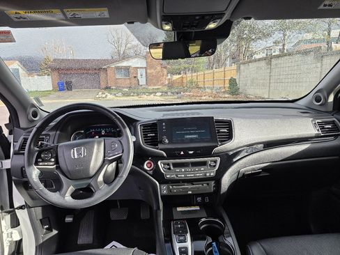Used 2022 Honda Pilot Elite image 14