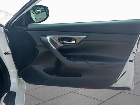 Used 2014 Nissan Altima 3.5 SL w/ Technology Package FWD image 22