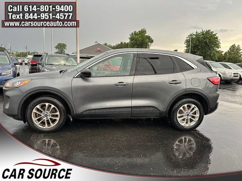 Used 2022 Ford Escape SE w/ Cold Weather Package AWD/4WD image 4