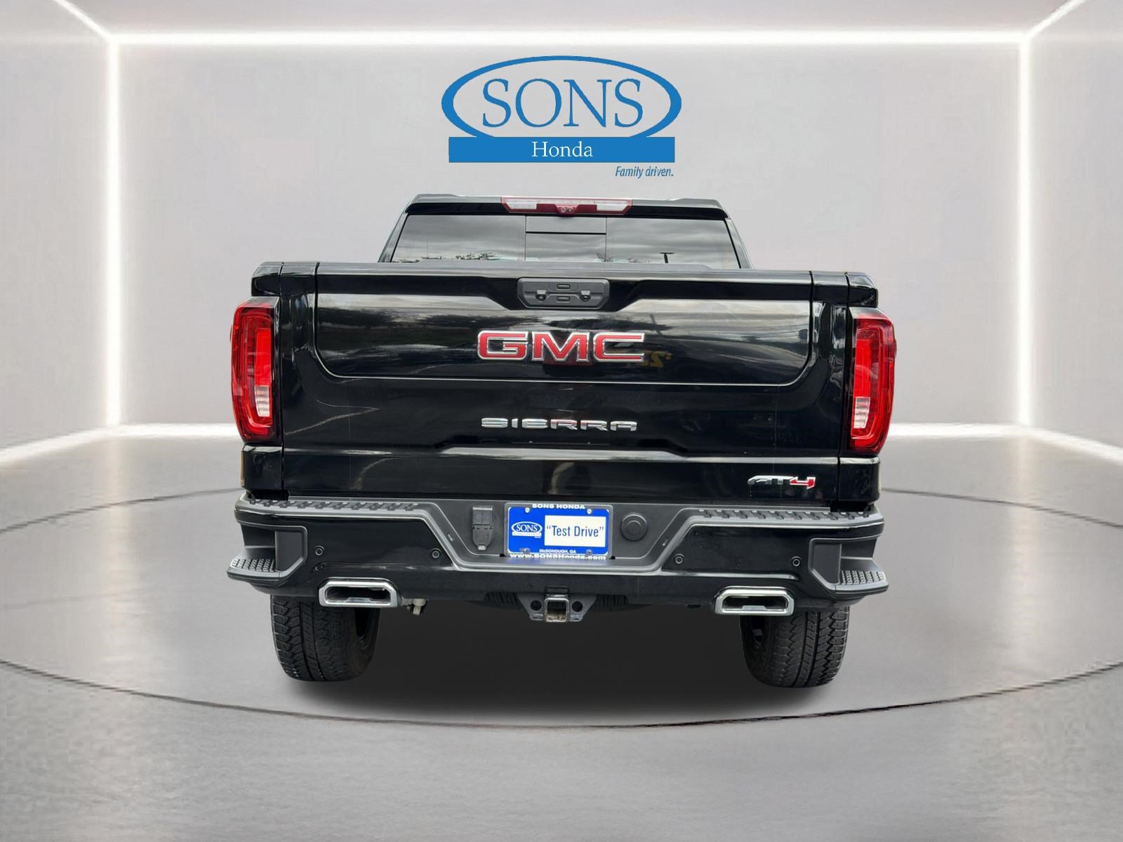 Used 2025 GMC Sierra 1500 AT4 w/ AT4 Premium Package AWD/4WD image 24