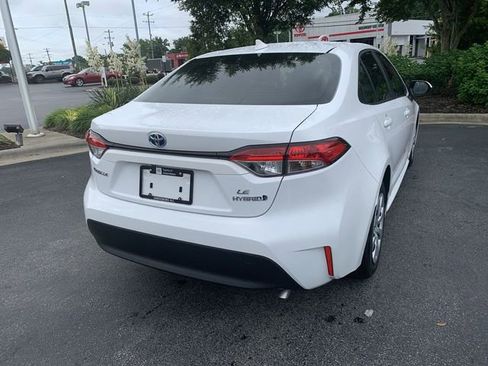 Certified 2024 Toyota Corolla LE FWD image 8