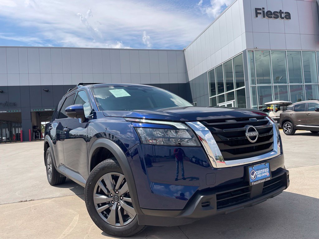 Certified 2025 Nissan Pathfinder SV w/ Cargo Package FWD 360° Tour