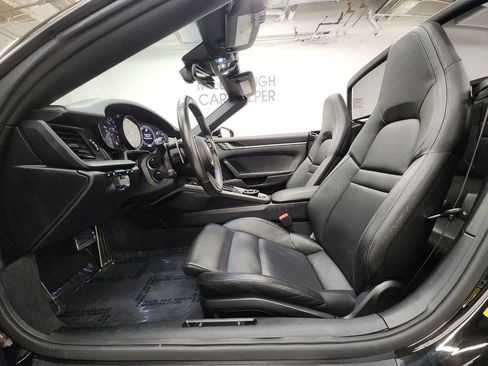 Used 2020 Porsche 911 Carrera 4S image 20